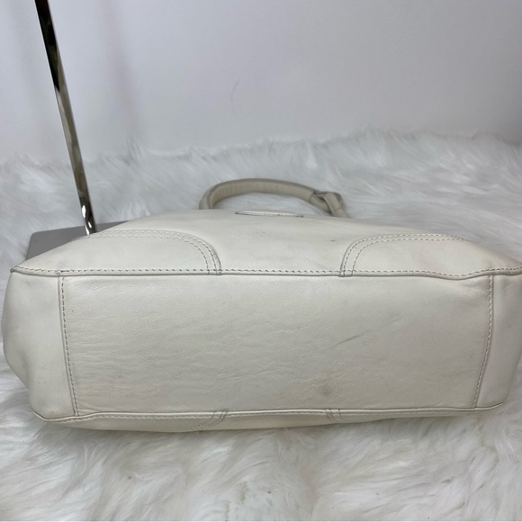 Tod’s White Leather Satchel - Picture 9 of 9